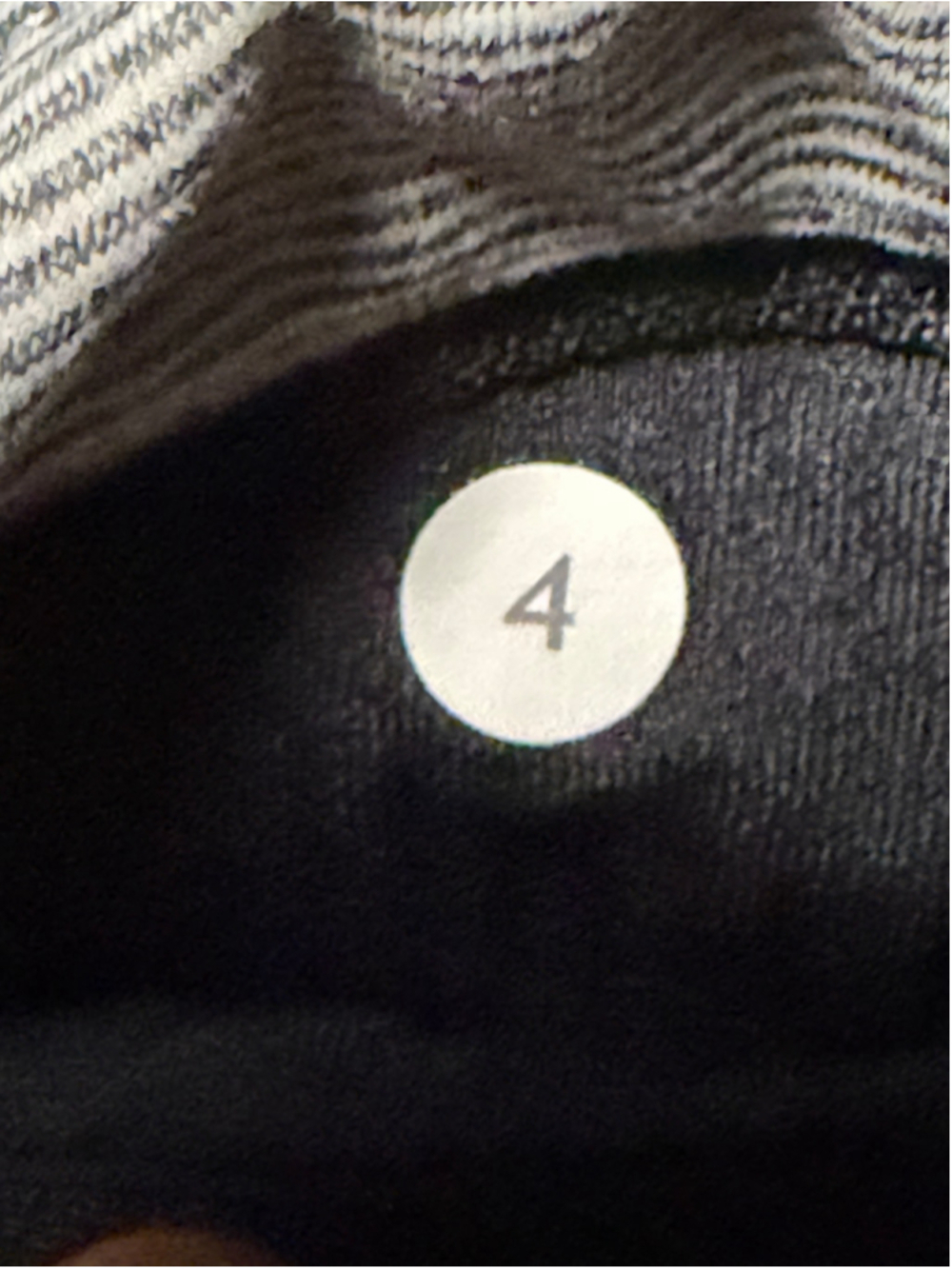 LULULEMON Run Inspire Crop Leggings Black Striped Grey Waist Size 4 Activewear - Picture 7 of 7
